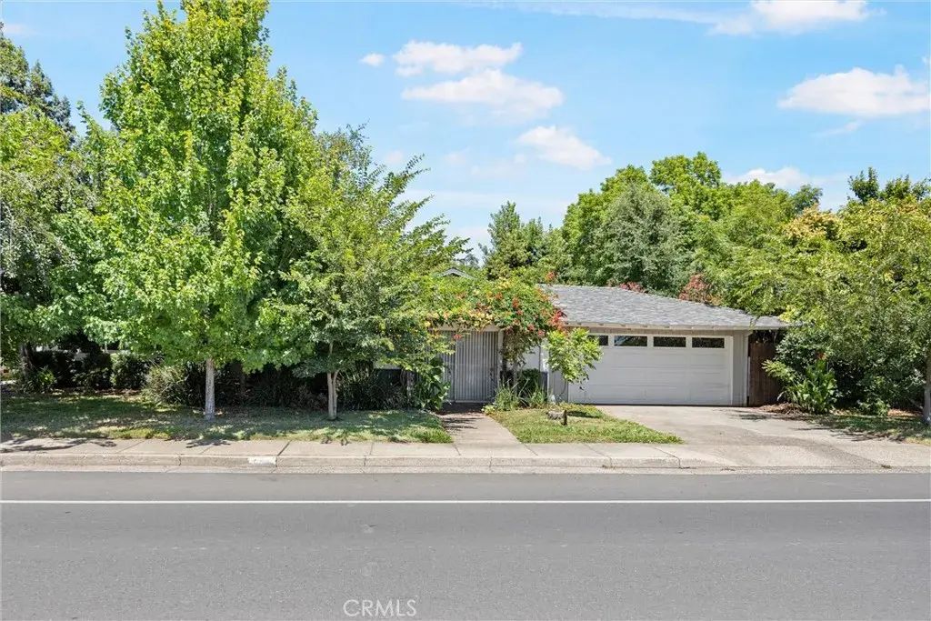 598 East Avenue, Chico