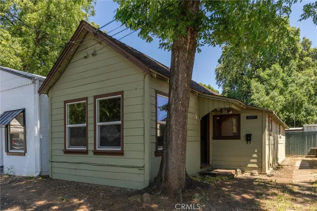 1087 E 9th Street, Chico