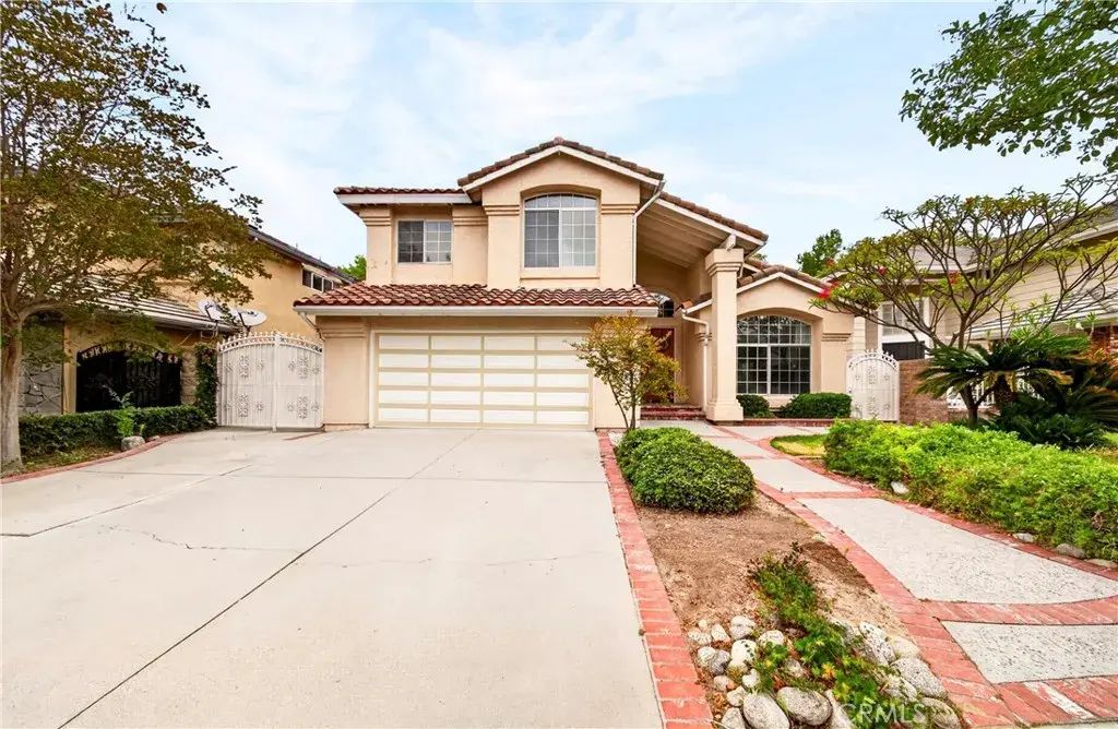 16555 Murphy, La Mirada