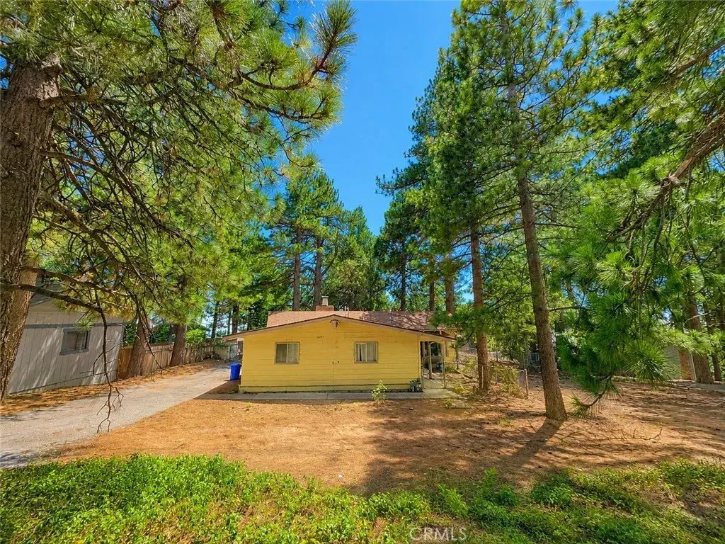 30891 Valley Oak, Running Springs