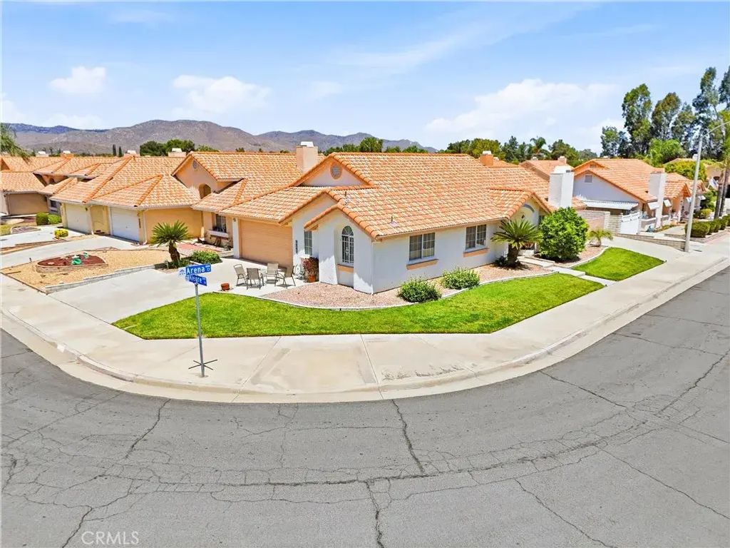 2562 Alegre Avenue, Hemet