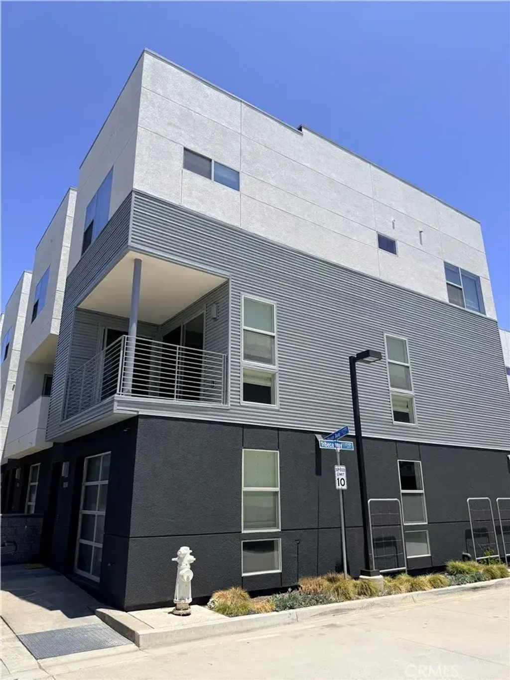 1527 Sullivan Avenue, Costa Mesa