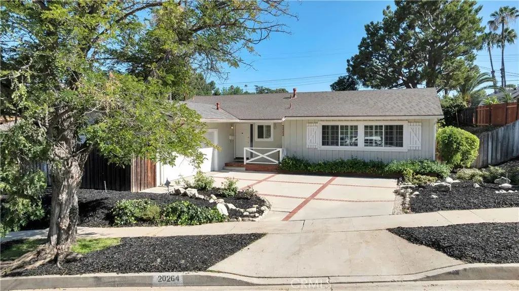 20264 Aetna Street, Woodland Hills
