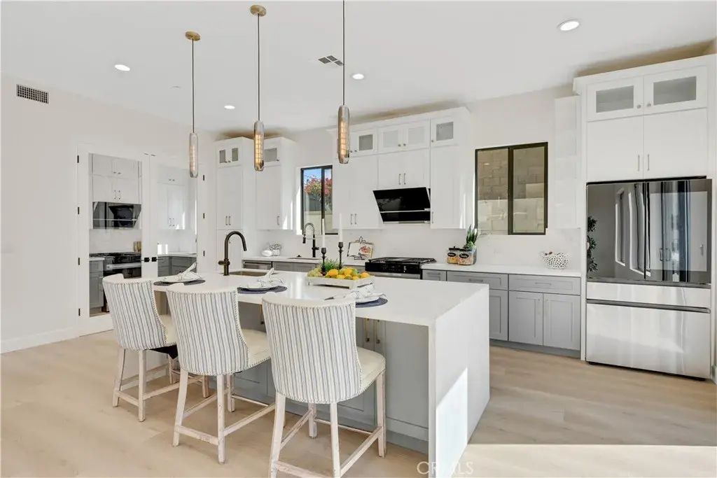 7156 Mooney, Rosemead