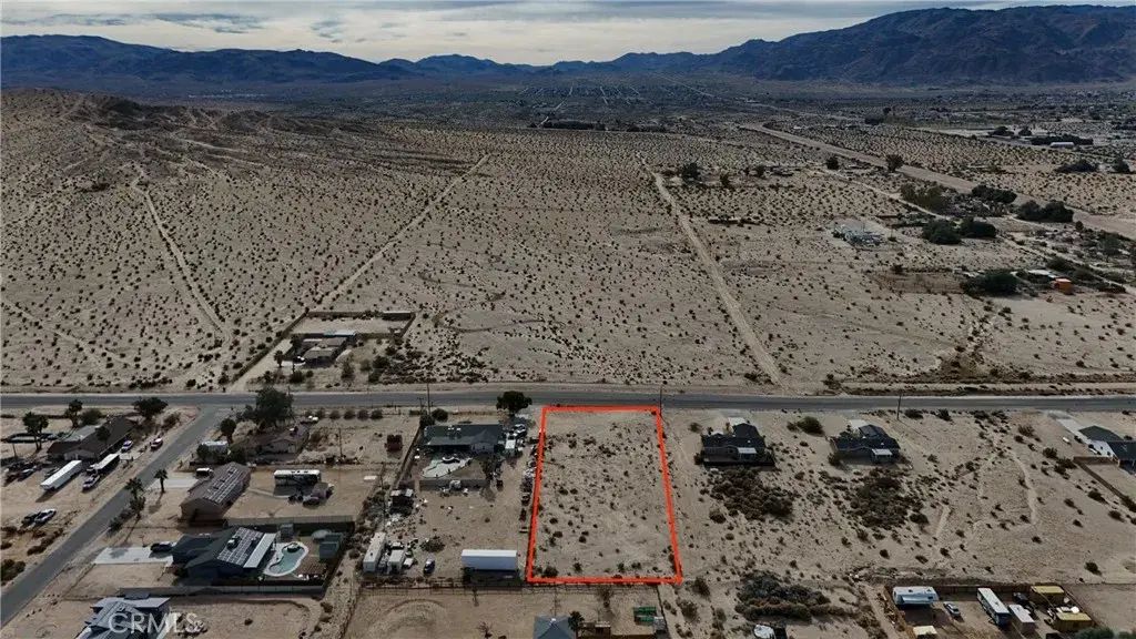 792 Amboy, 29 Palms