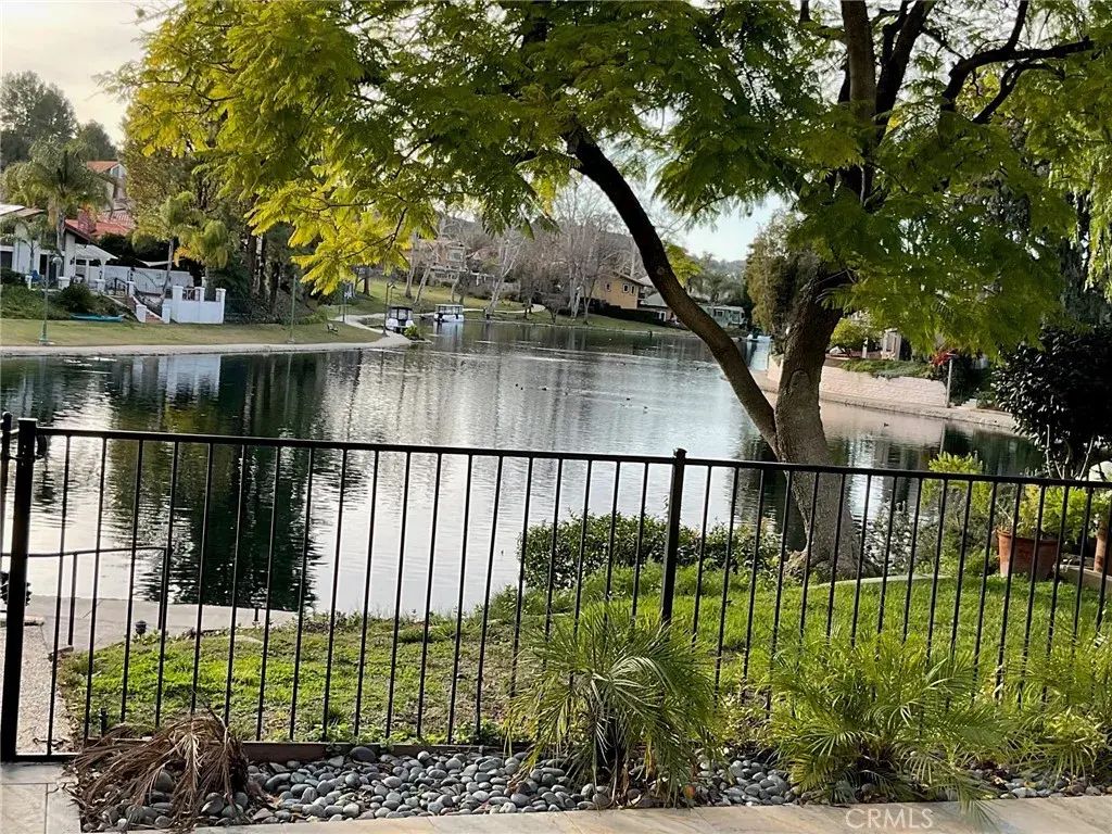 23140 Park Sorrento, Calabasas