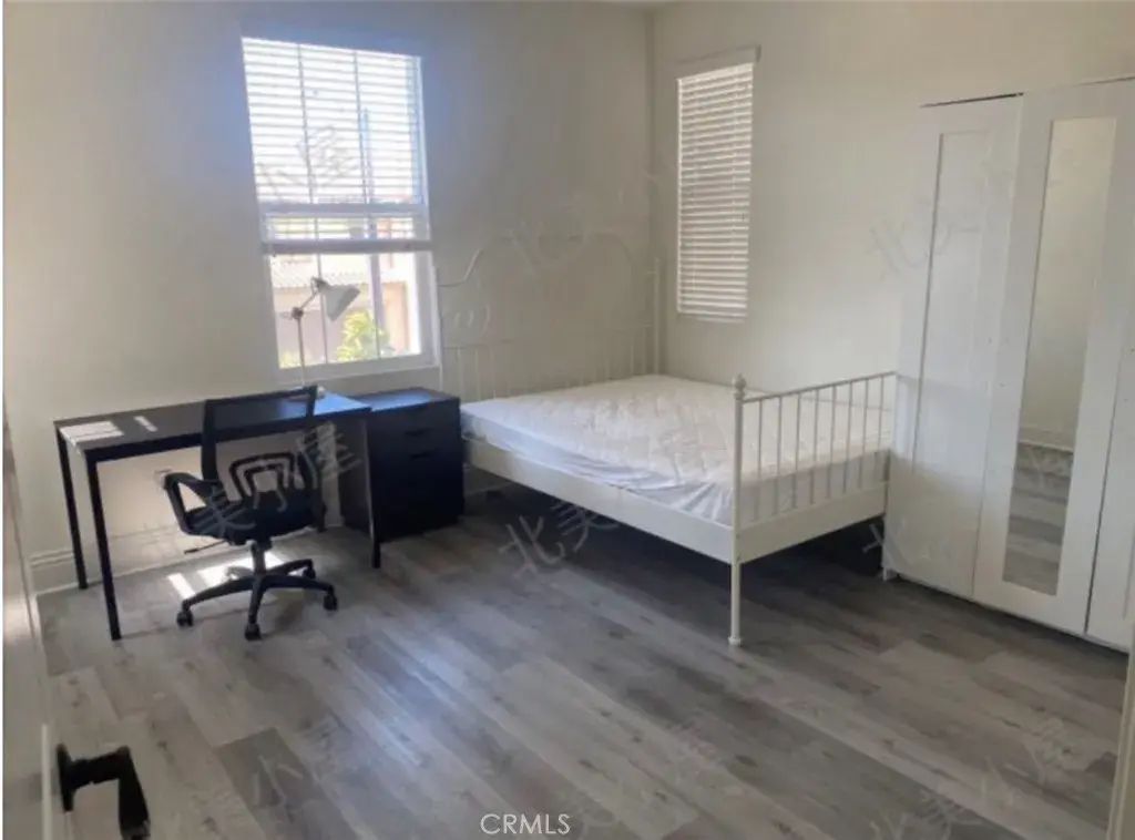 58 Windwalker Way, Tustin