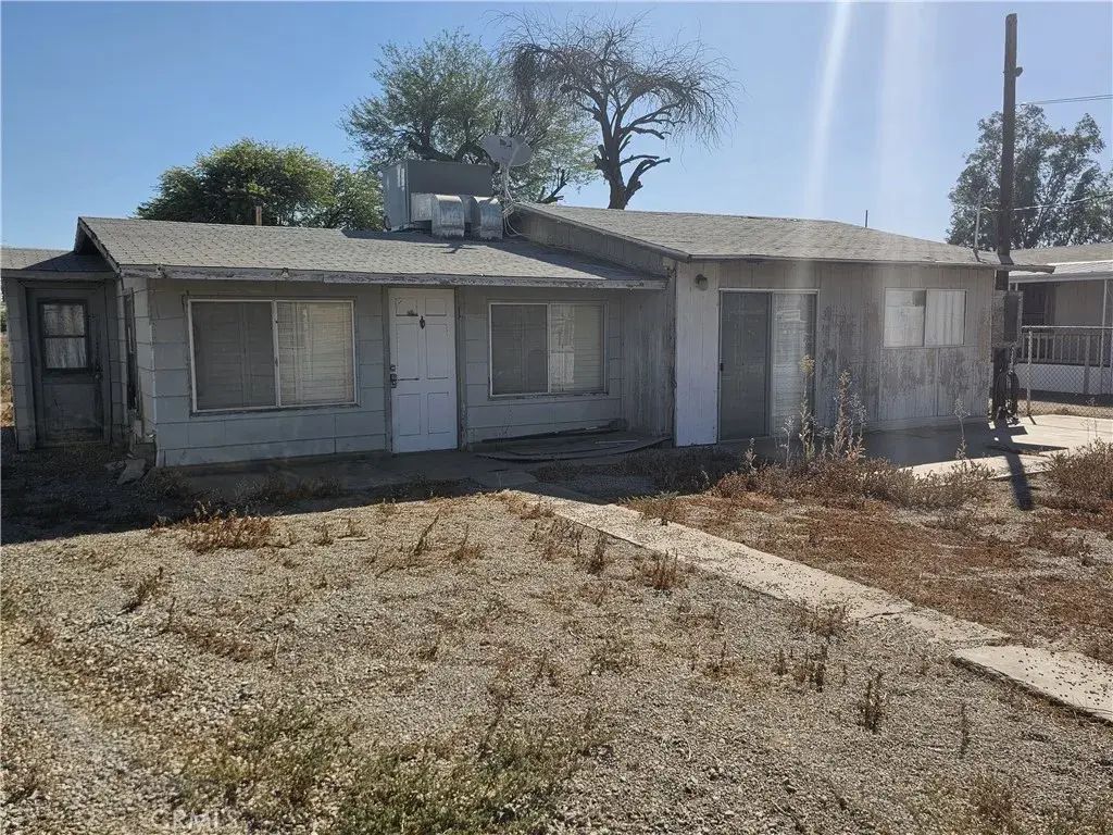 5791 Colorado River, Blythe