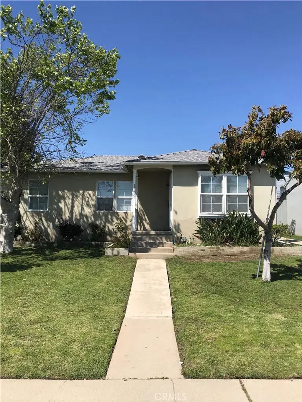 6511 W 87th Place, Los Angeles