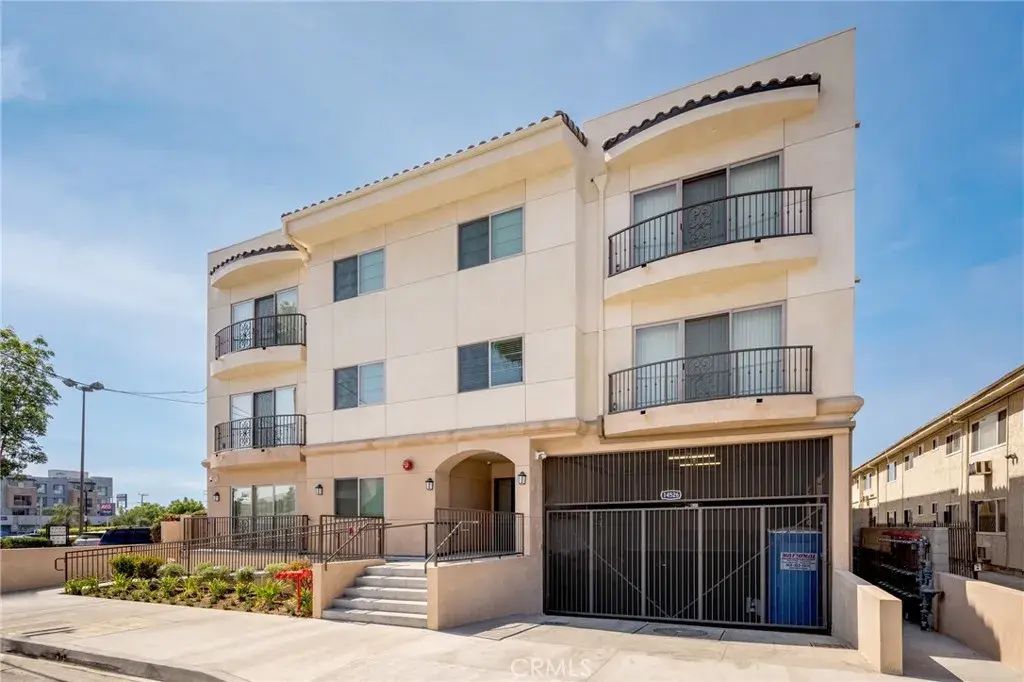 14526 Hartland Street 307, Van Nuys