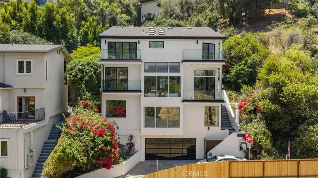 6358 La Rocha, Los Angeles