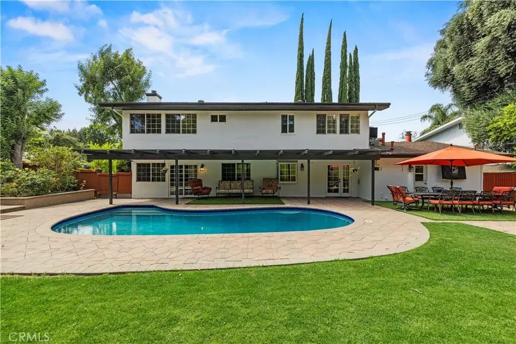 5943 Salamea Avenue, Woodland Hills
