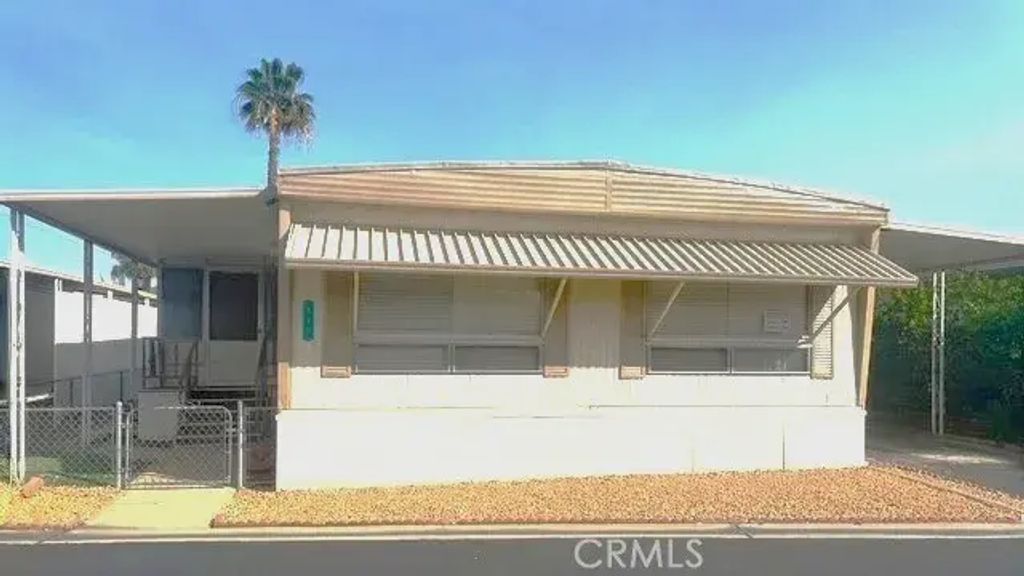 260 N Lyon 110, Hemet
