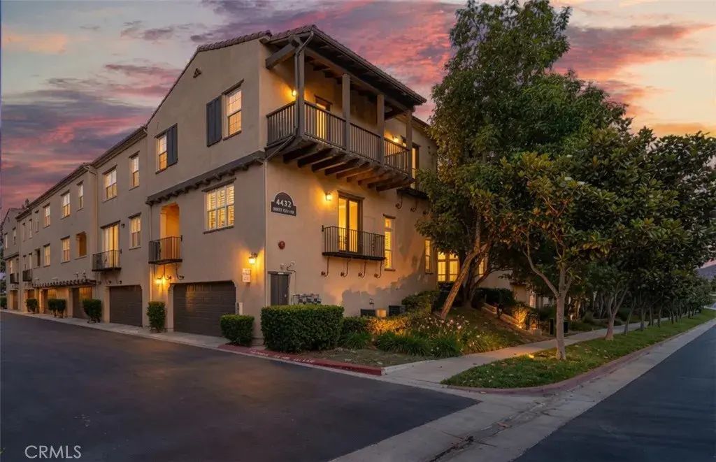 4432 Owens 101, Corona