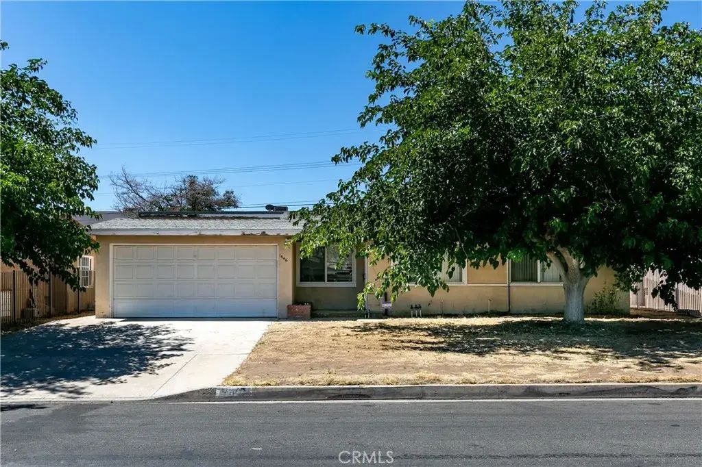1646 E Avenue Q6, Palmdale