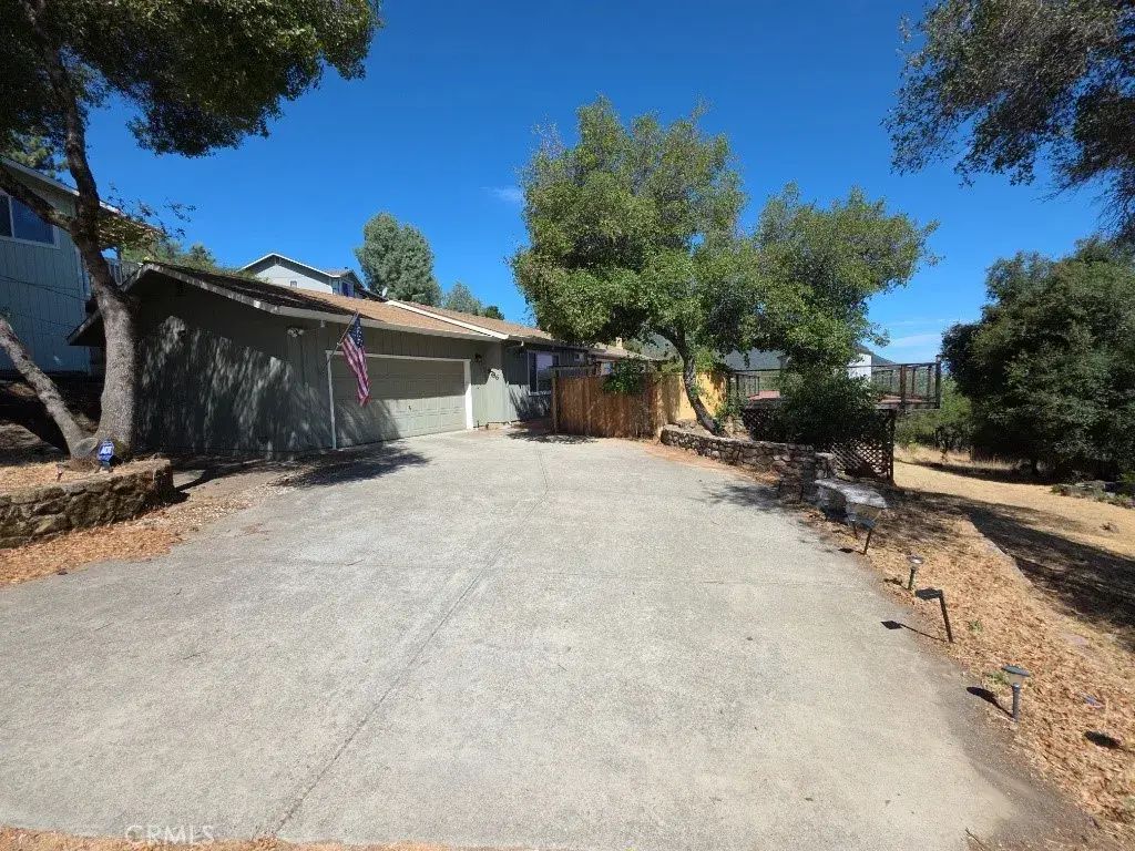 9786 Mount Hood Way, Kelseyville