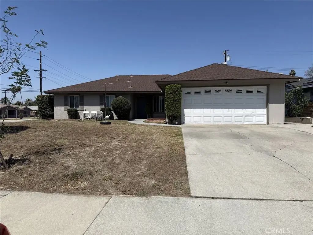 1701 Martello, Pomona
