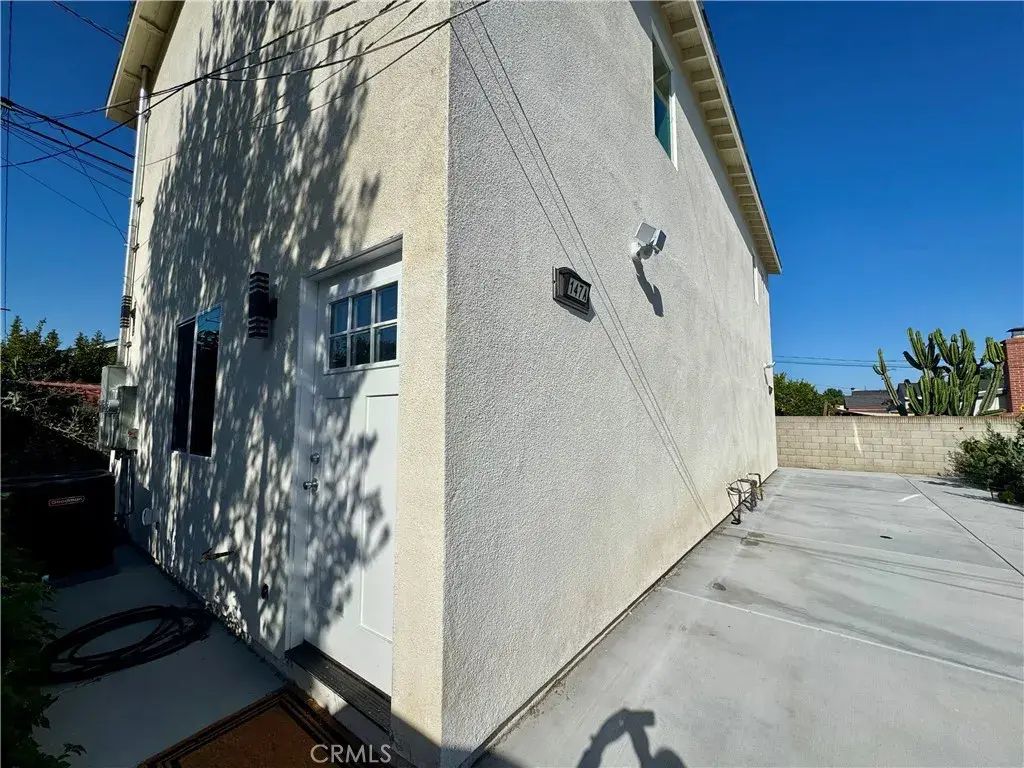 147 E 59th A, Long Beach