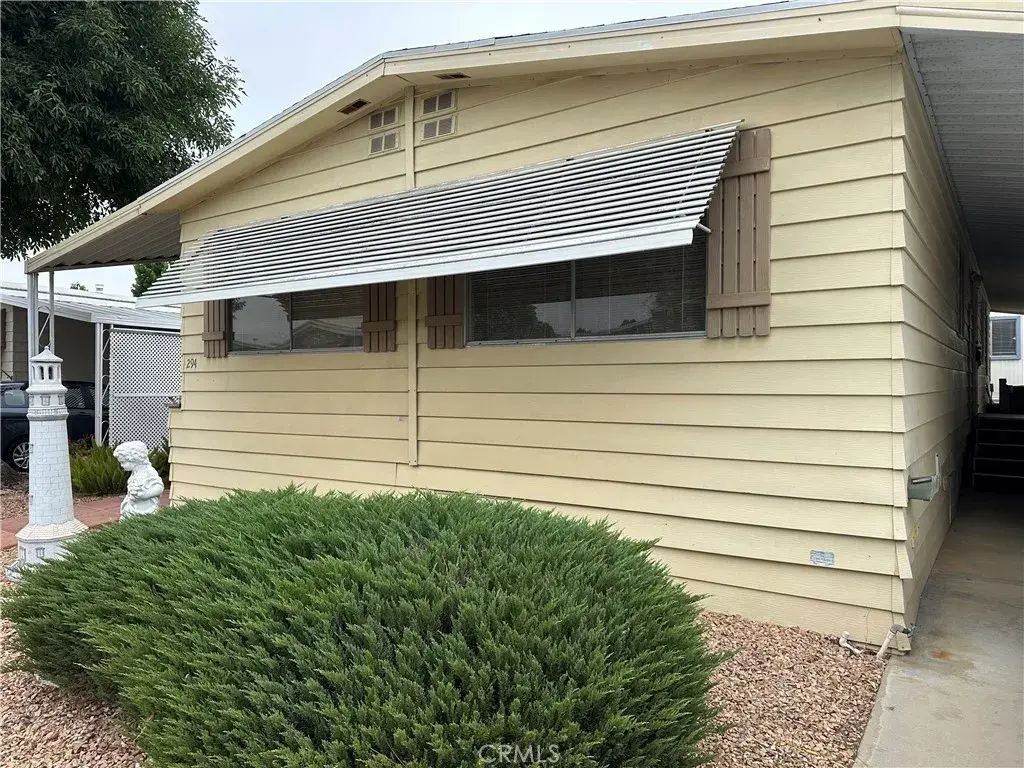 27601 Sun City 294, Menifee