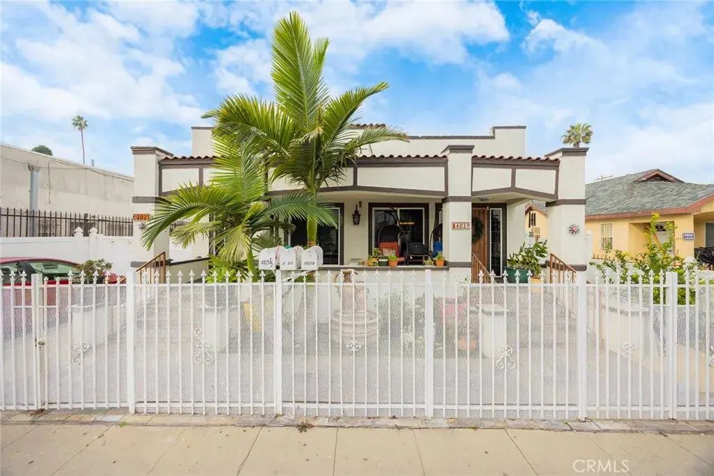 4019 S Van Ness Avenue, Los Angeles