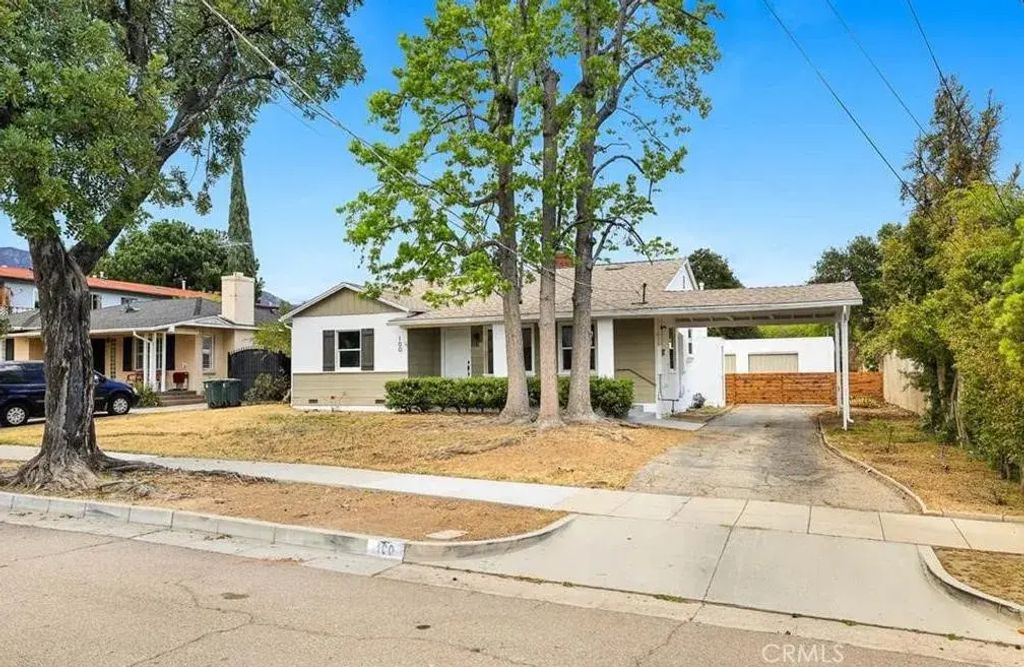 100 Eastern, Pasadena