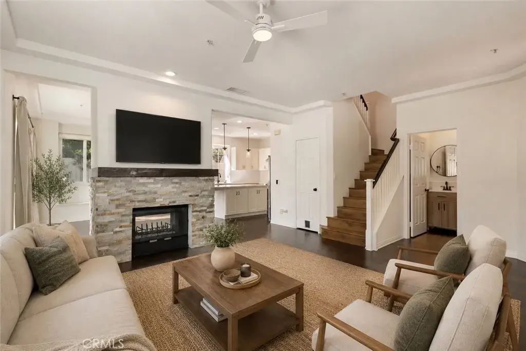 120 23rd Street A, Costa Mesa