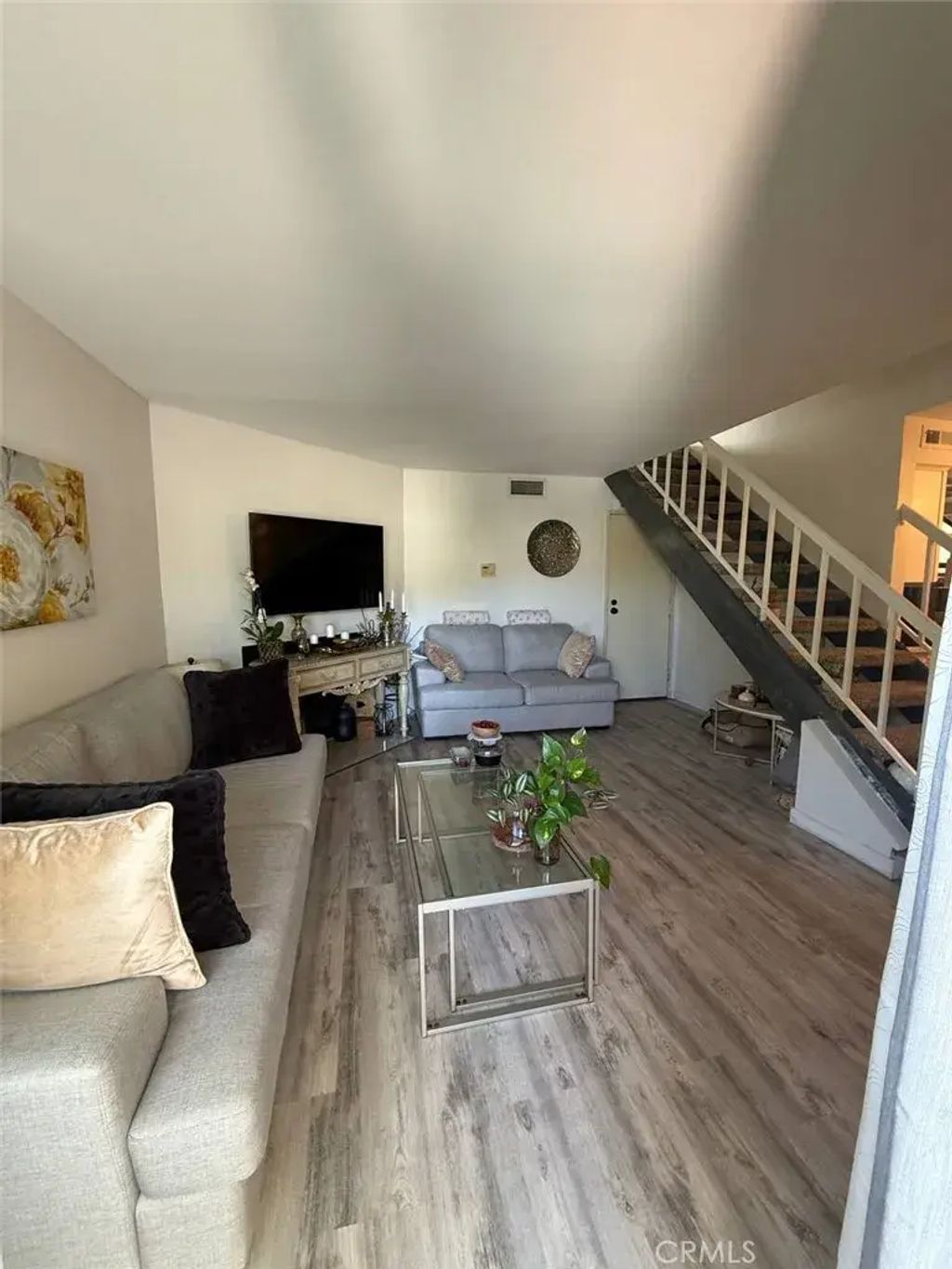18411 Hatteras, Tarzana