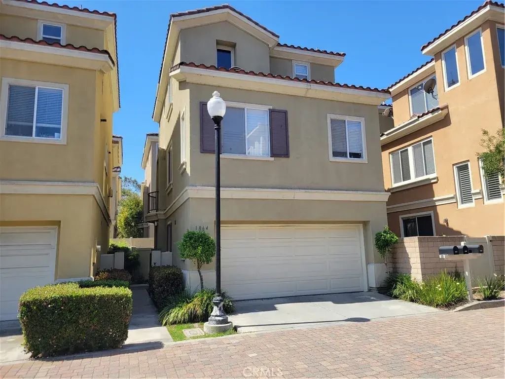 1864 Torrance, Torrance