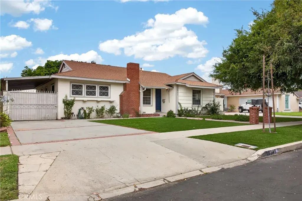 10343 Memory Park, Mission Hills (san Fernando)