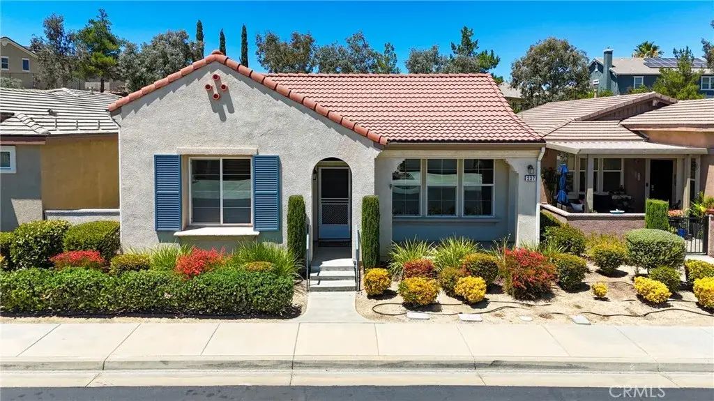 237 White Sands, Beaumont