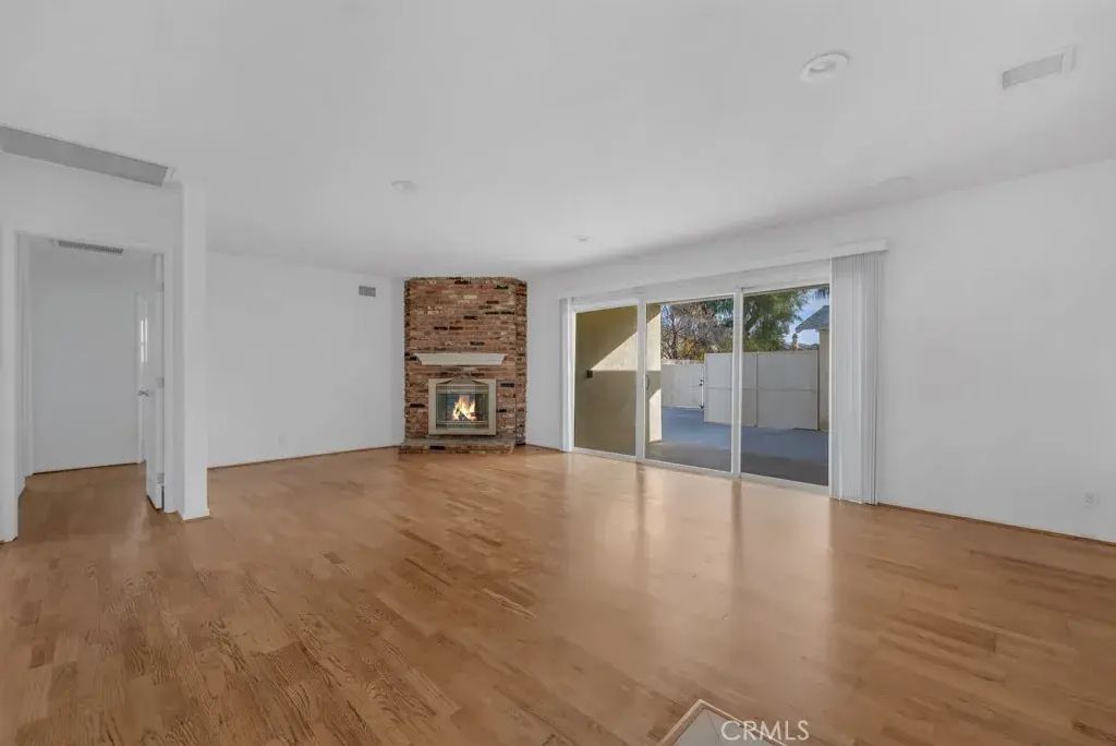 7758 Mason Avenue, Winnetka