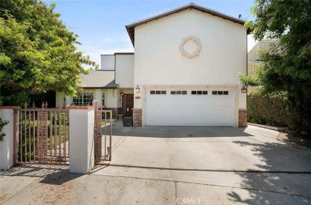 5954 Wilkinson Avenue, Valley Village