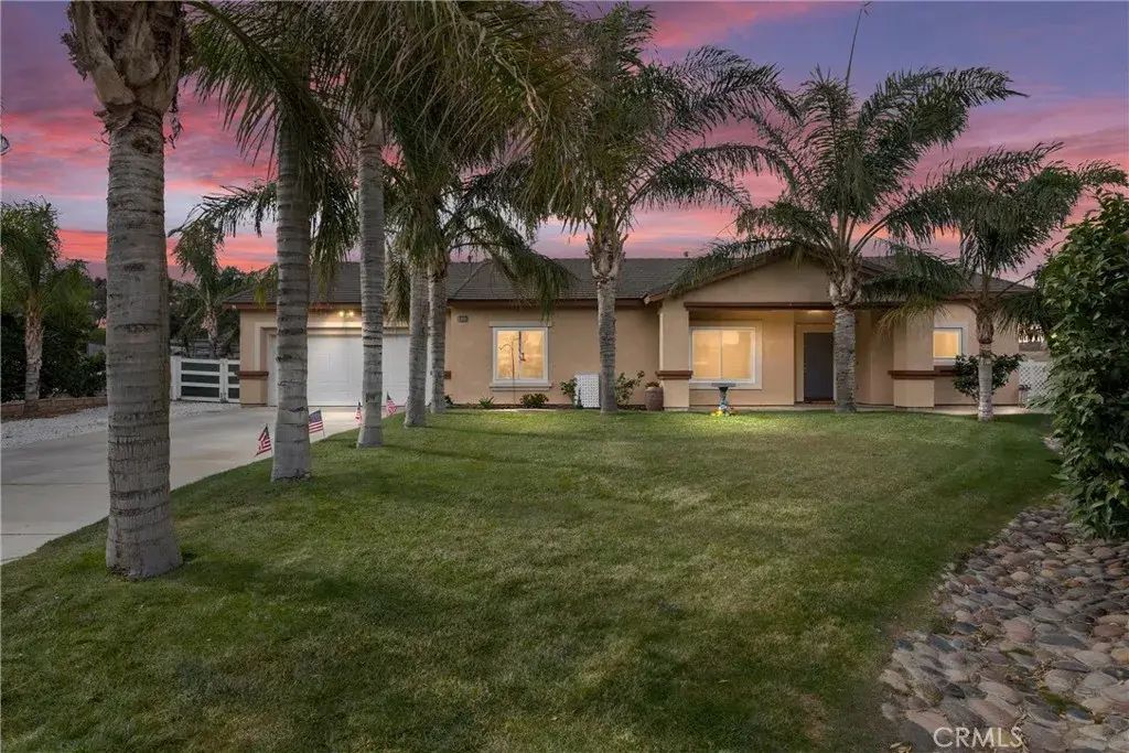 933 Driftwood, Banning