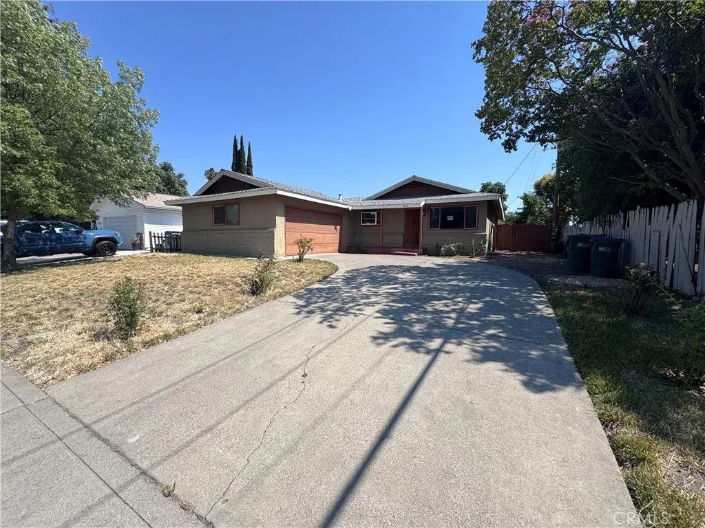 842 W Los Felis, Stockton