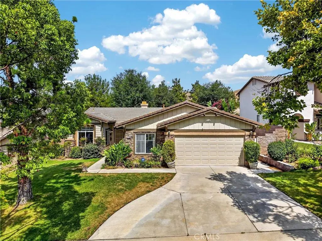 11748 Fairway Drive, Yucaipa