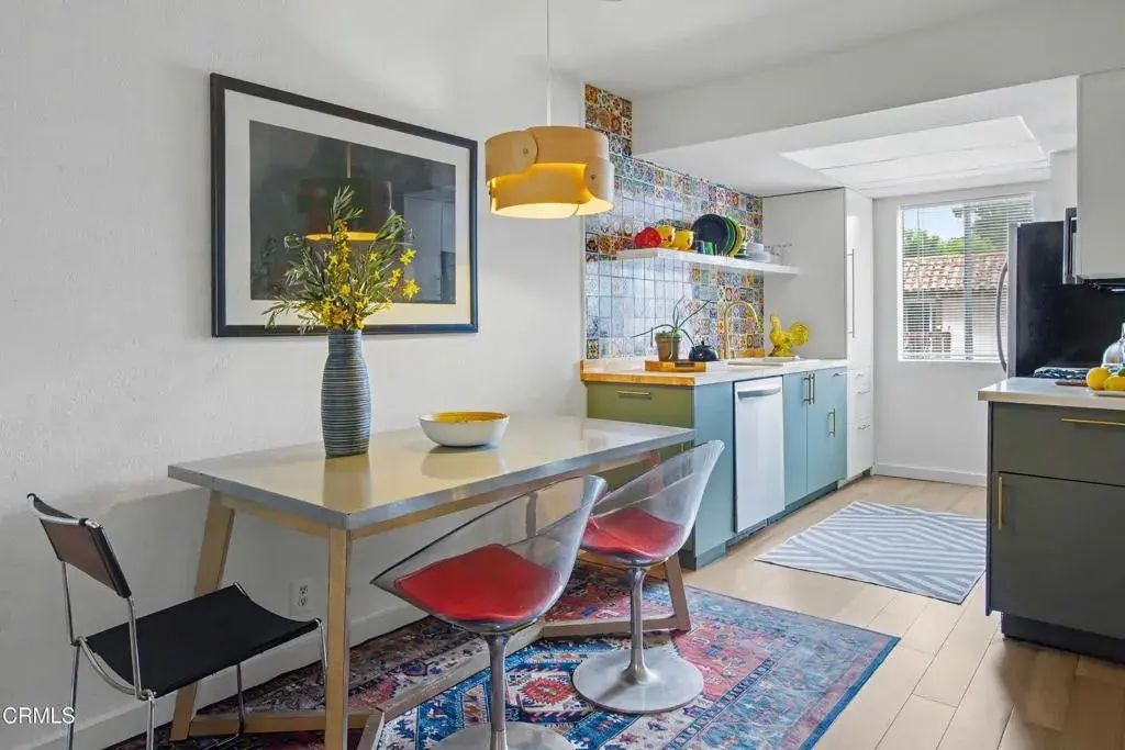 10960 Bluffside 102, Studio City