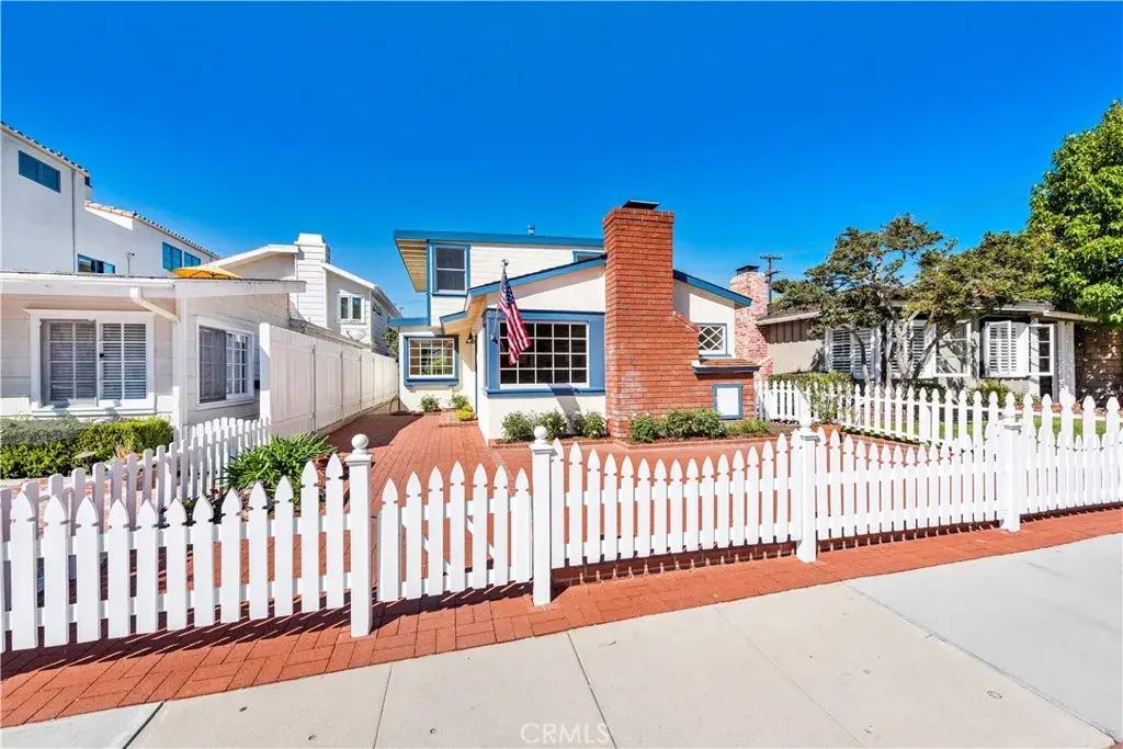515 Carnation Avenue, Corona Del Mar