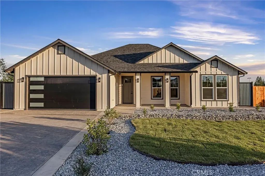 1095 Fairview Drive, Paradise