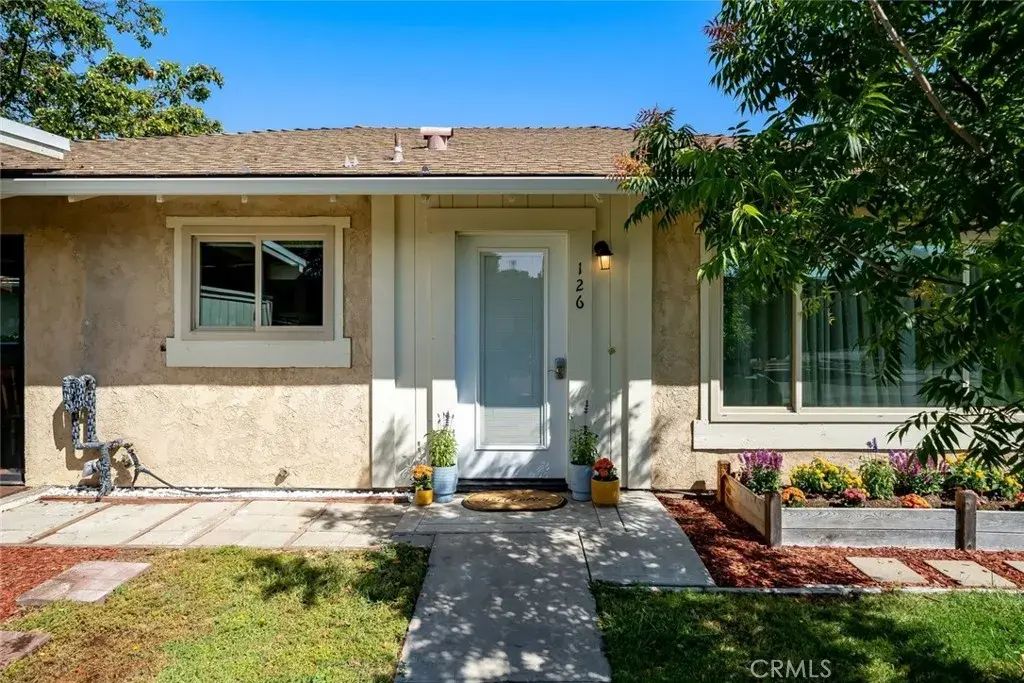 126 Flag Way B, Paso Robles