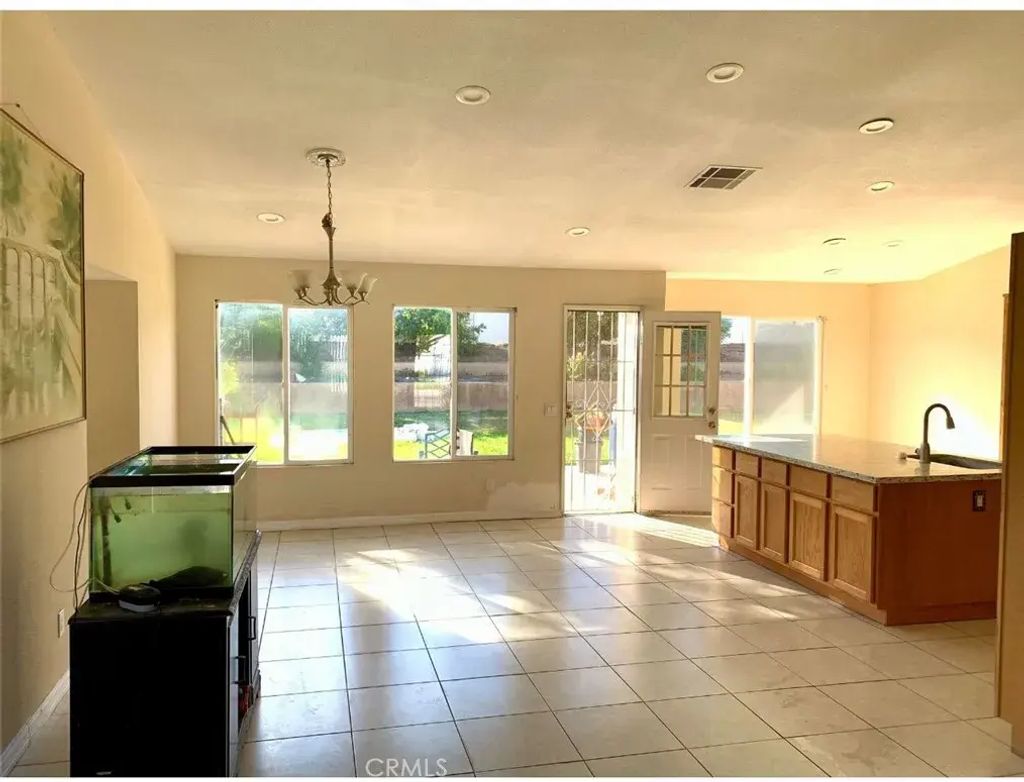 10576 Horseshoe, Bloomington