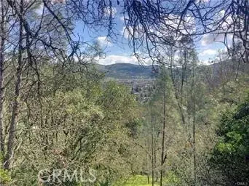 12225 Mount View, Clearlake Oaks