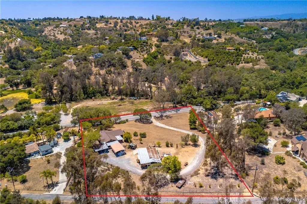 2160 Gird Road, Fallbrook