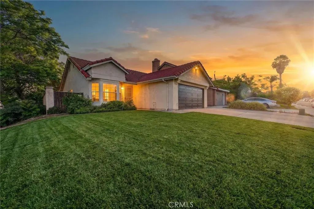 24593 New Haven, Murrieta
