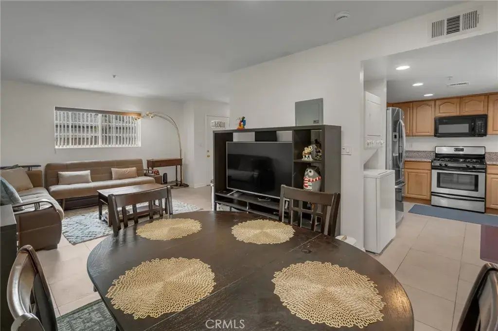 1608 W 226th 3, Torrance