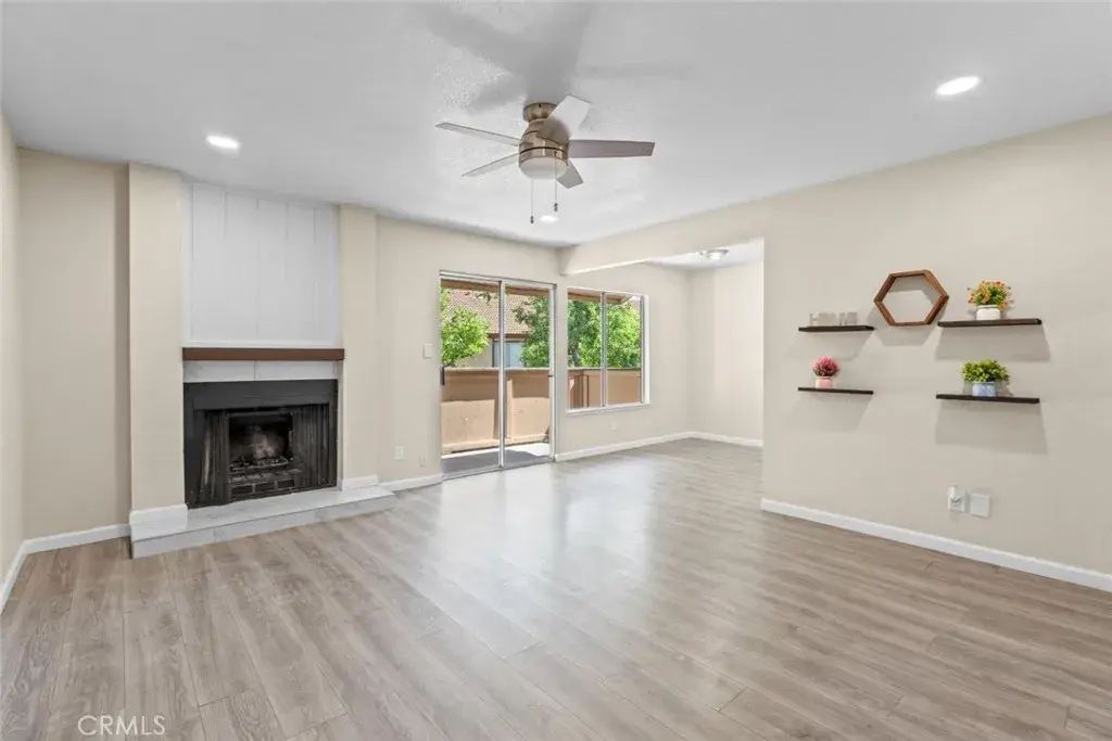 1550 W Ashlan, Fresno