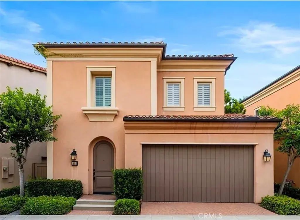 40 Bianco, Irvine