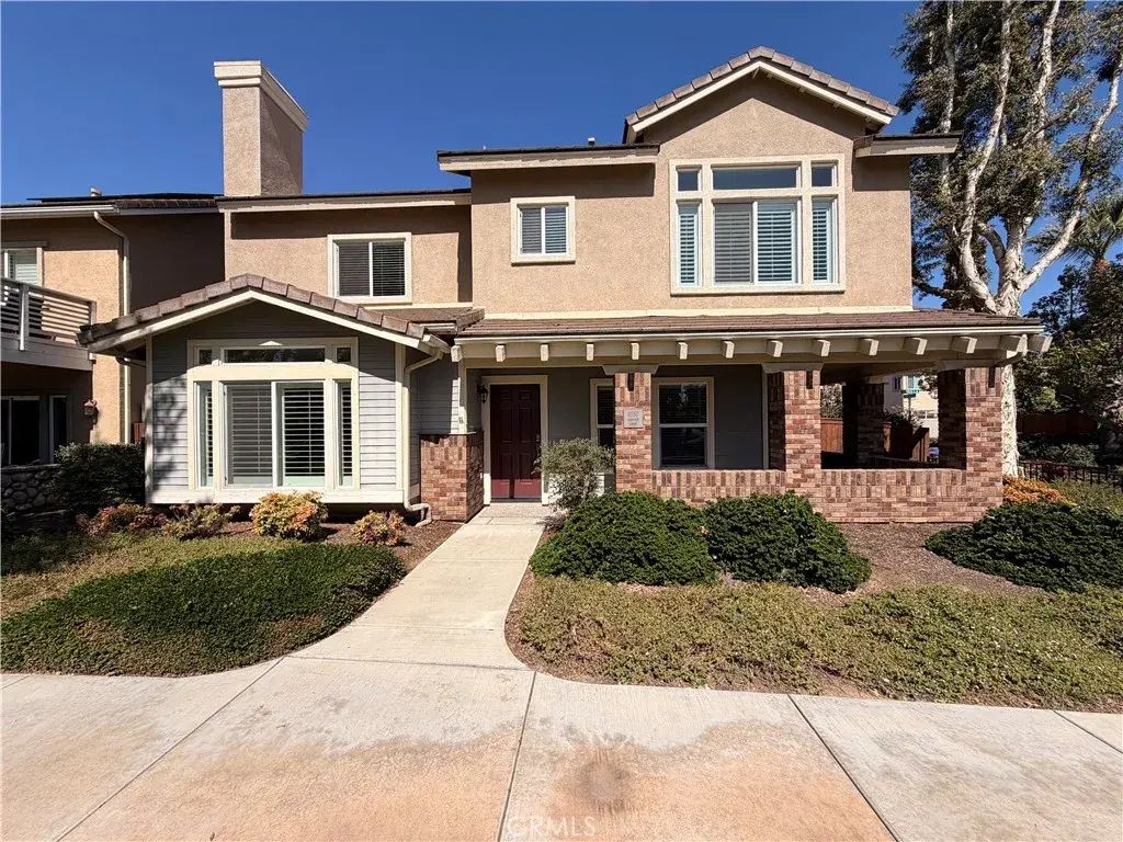 6287 Oakfield Court, Riverside