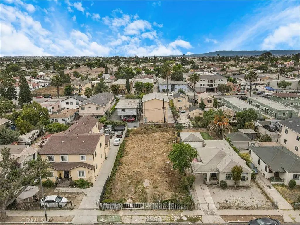 132 E 119th, Los Angeles