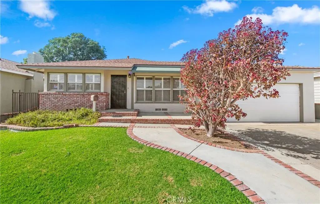 1231 E Mayfair Avenue, Orange