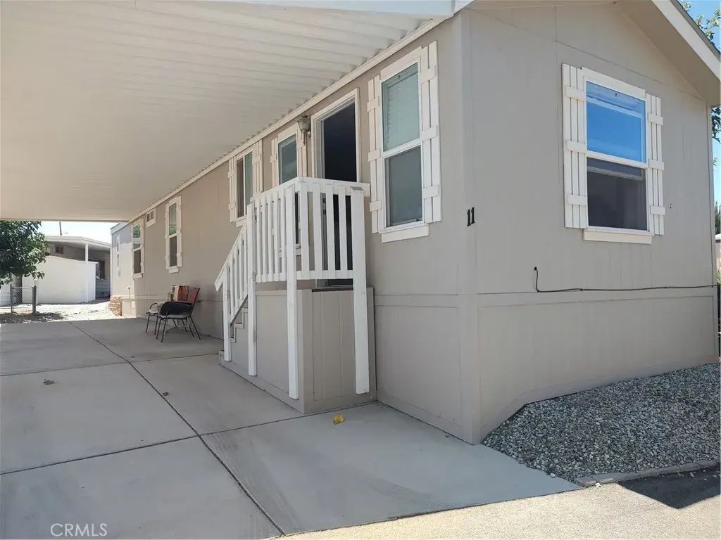7484 Kickapoo, Yucca Valley